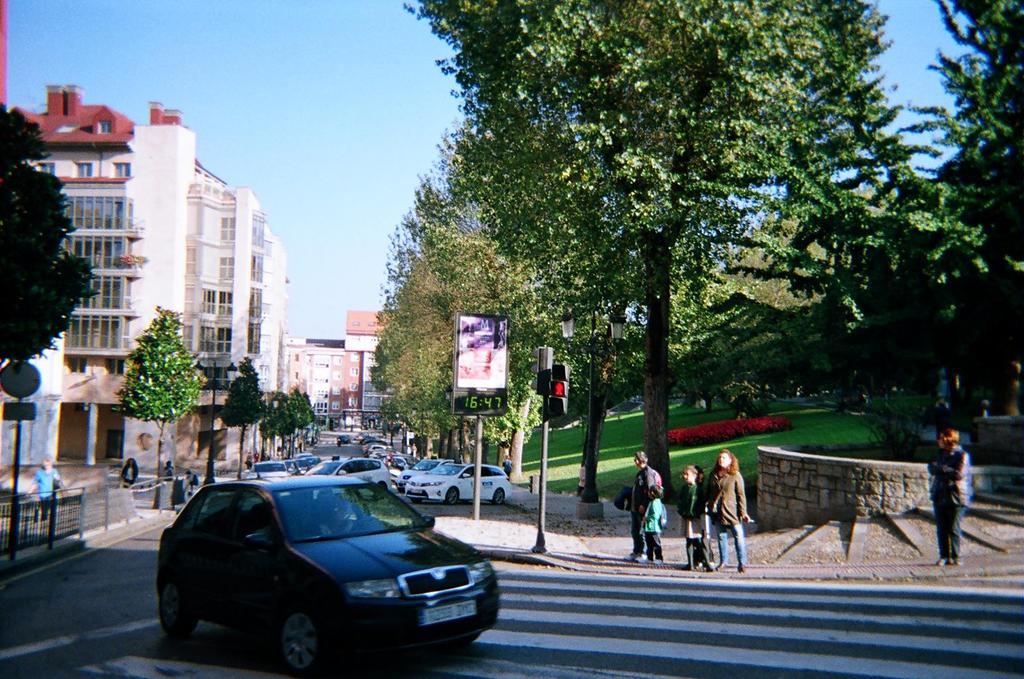 Apartamento Dominicos Oviedo Exterior foto